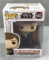 Star Wars funko pop Luke skywalker with grogu 482