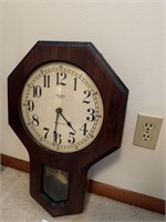 Regulator wall clock