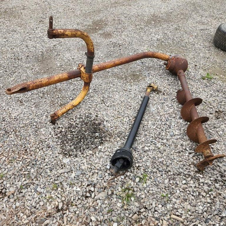 Danuser 9" 3pth Post Hole Auger w/PTO. Works