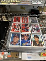 LARGE BINDER OF SPORTS CARDS