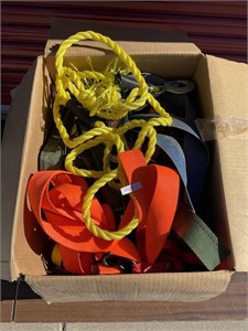 Box of ratchet straps & bungee cords