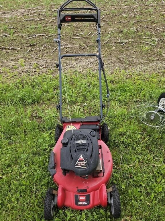 Toro Gas Lawn Mower