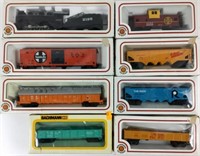 (8) Bachmann Ho Scale Train Cars