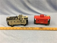 Lot of 2, cabooses, one is missing an axle one is