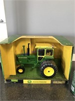 ERTL John Deere 4320 tractor