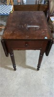 Dropside end table