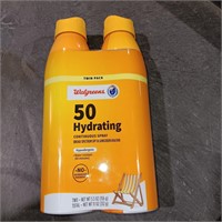 Hydrating continuous spray