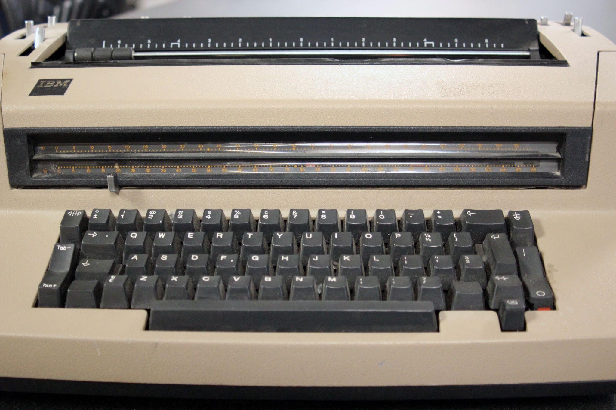 IBM Correcting Selectric III 3 Electric Typewriter