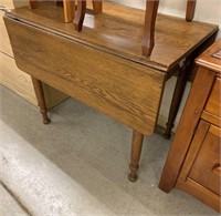 Antique Oak Four Leg Dropleaf Table
