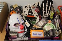 25- assorted halloween items