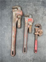 Pipe Wrench one is Rigid (10", 14", 18")