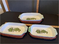 Casserole dishes with baskets