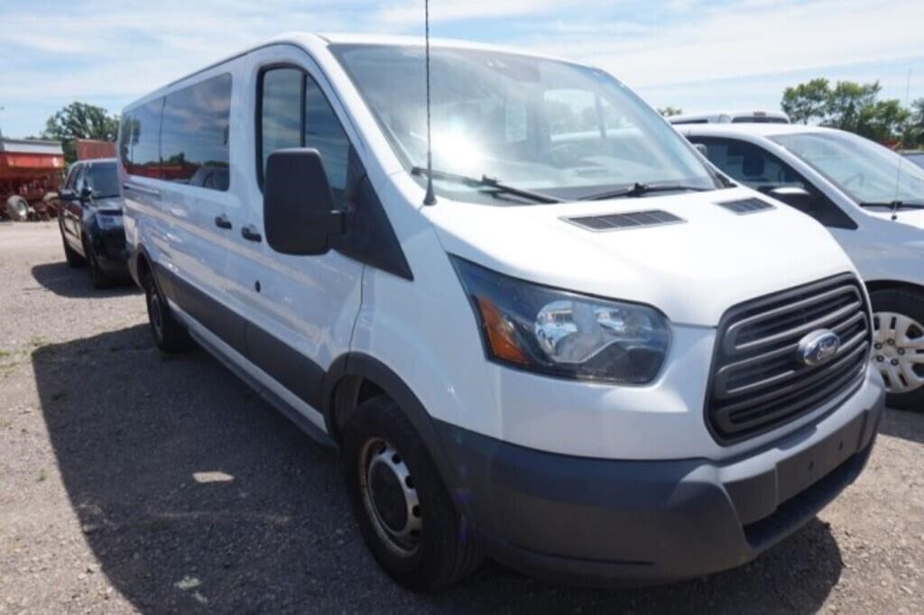 2016 FORD Transport Van,