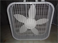 BOX FAN