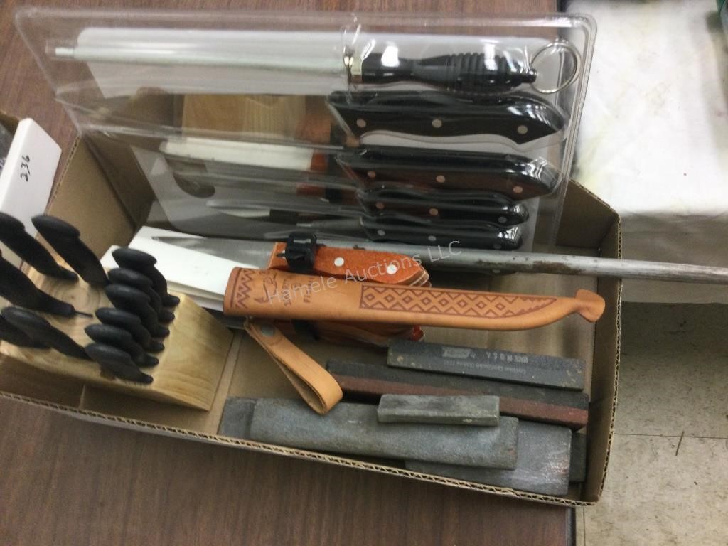 Knives, sheath and sharpeners