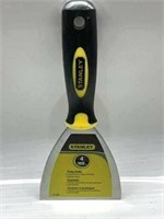 STANLEY 4" PUTTY KNIFE