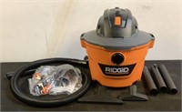 Ridgid 9 Gal Wet/Dry Vacuum HD09001
