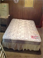 Full size mattress and box spring, staying on
