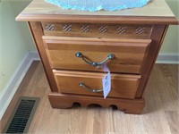 2 drawer night stand 16" x 21" x 24"t