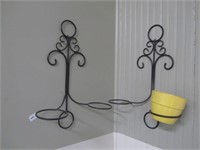 2 Wrought Iron Double Flower Pots Wall Hangers