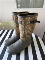 size 8 rubber boots