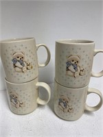 4 VINTAGE THEODORE COUNTRY MUGS k