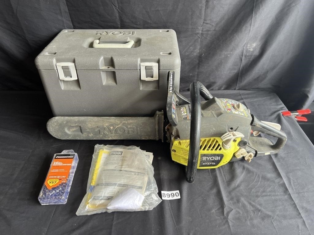 Ryobi Chain Saw in Case (RY3716)