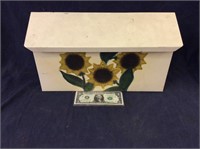 Metal sunflower mailbox