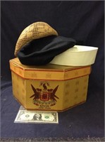 Knox hat box with (4) hats