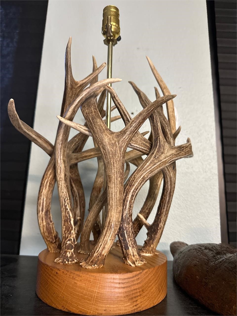 Antler lamp