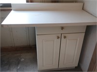 Base Cabinet & Counter Top