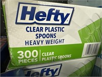 Hefty clear spoons 300pcs