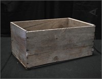 ANTIQUE WOOD FRUIT BOX CRATE PEAR ADVERTISING
