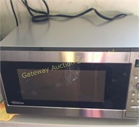 Panasonic microwave 
With inverter and a dial