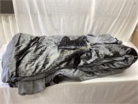 Comforter and 2 pillow Cases, Gray