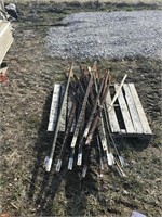 PILE OF 6’ T POSTS