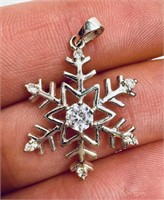 925 Sterling Silver Crystal Snowflake Pendant