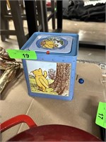 CLASSIC WINNIE THE POOH JACK IN THE BOX SCHYLLING