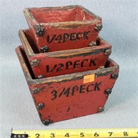 Vintage Wooden 1/4-3/4 Peck Boxes