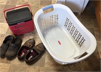 Laundry Basket, Men Crocs/House/Coleman Cooler