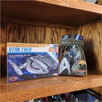 Star Trek Enterprise Model Kit & Spock Figurine