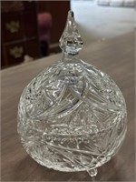 Lead crystal round candy dish with lid