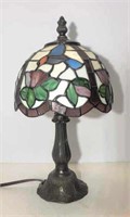 Tiffany Style Lamp w/ Multi Color Shade