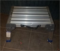 Small Step Bench