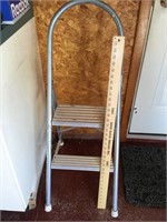 Step Ladder & Yard Stick