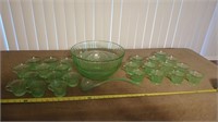 TIARA CHANTILLY GREEN GLASS PUNCH BOWL SET