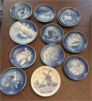 17 BING & GRONDAHL MOTHER'S DAY PLATES AND