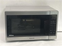 Panasonic 1200 W Inverter Microwave