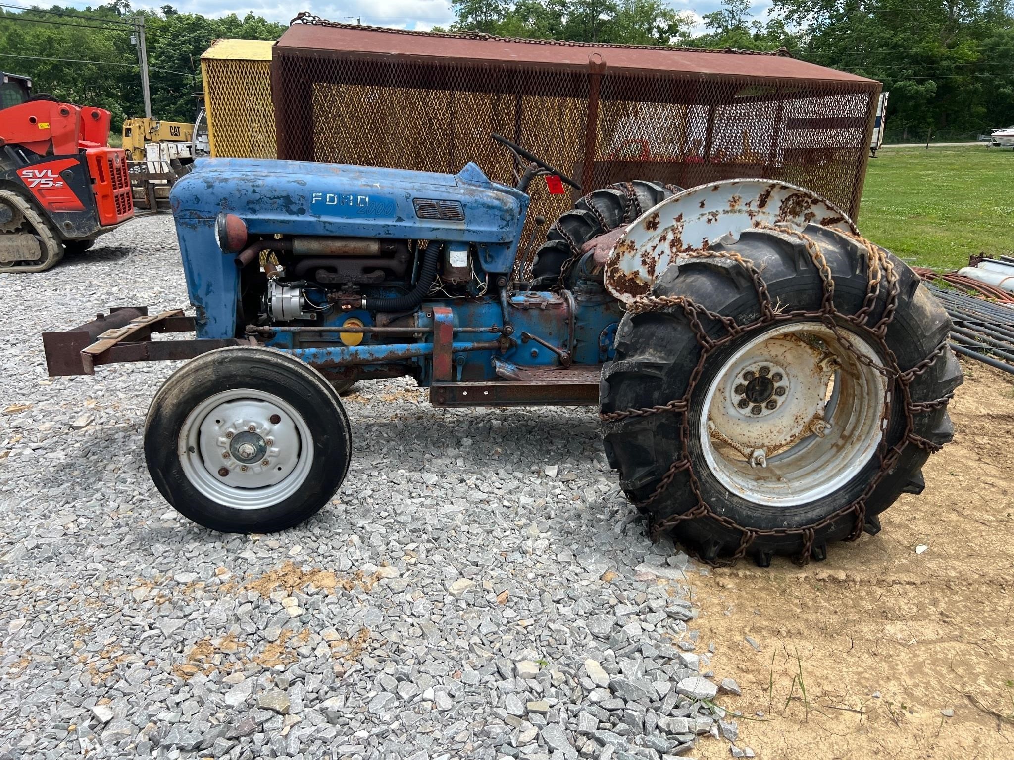 Ford 2000 Tractor