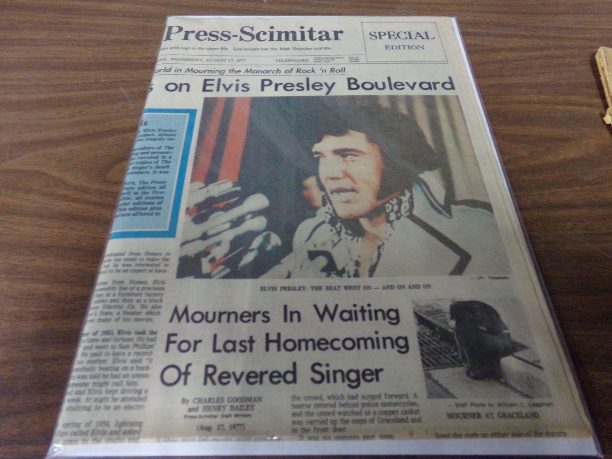 Memphis Press Aug 17, 1977 Elvis Dies